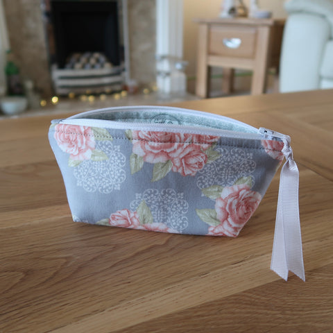 Rose print notions pouch